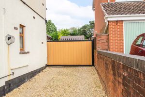 Photo 26- click for photo gallery